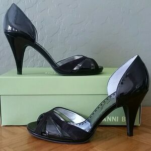 Gianni Bini Black Patent Leather Heels
